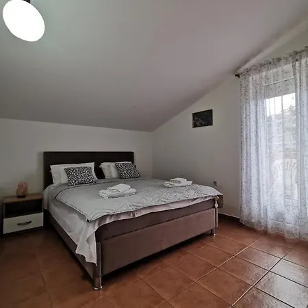 Abeona Apartment *